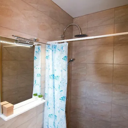 Blue Horizon Apartment *